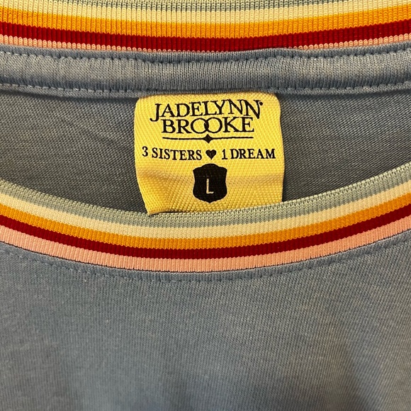 Jadelynn Brooke Blue Castle Short Sleeve T Disney Characters Rainbow Rin… - Picture 5 of 5